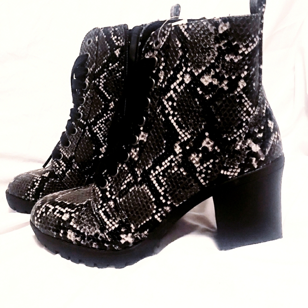 Chunky LaceUp Snakeskin Print Boots